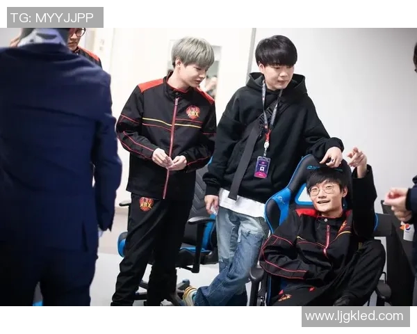 esports最新数据电竞实时数据分析和平精英战术解析FPX防守策略的深度解读 esports最新数据电竞实时数据分析和平精英战术解析FPX防守策略的深度解读